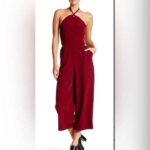 NWT NEW Romeo + Juliet Couture Peek-A-Boo Halter Jumpsuit Burgundy Cut Out - Picture 1 of 4